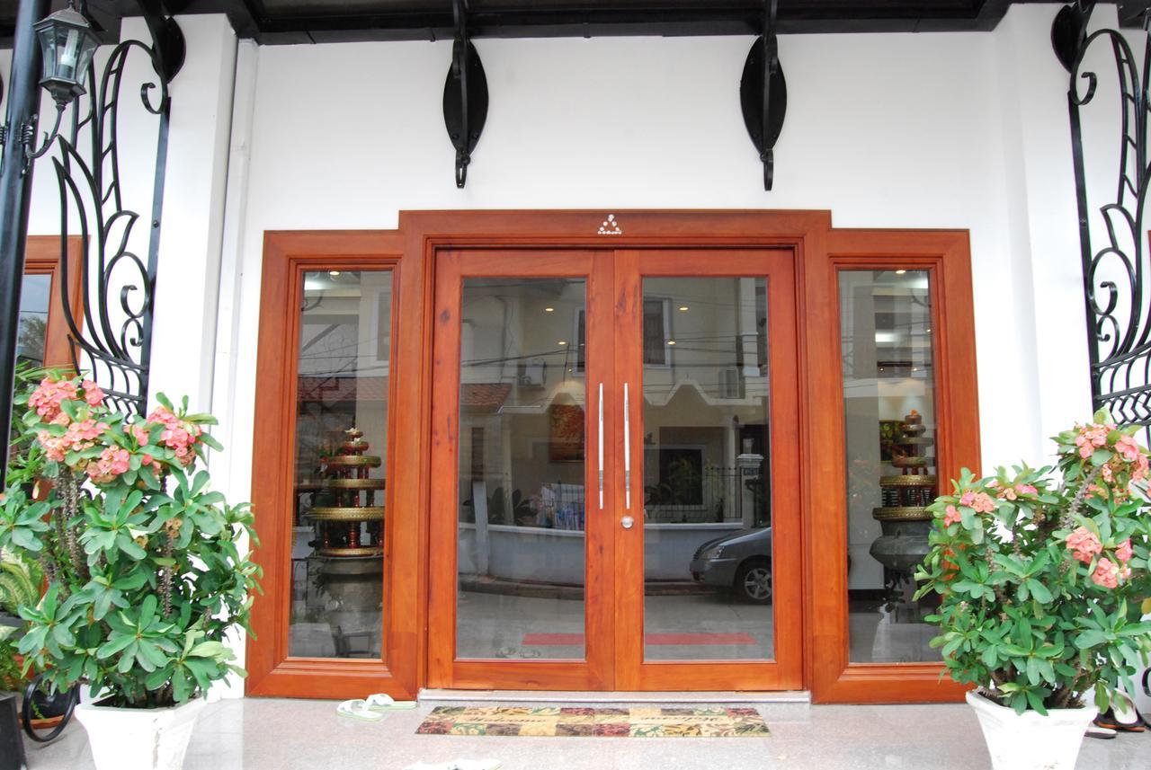 Vayakorn Inn Vientiane Dış mekan fotoğraf