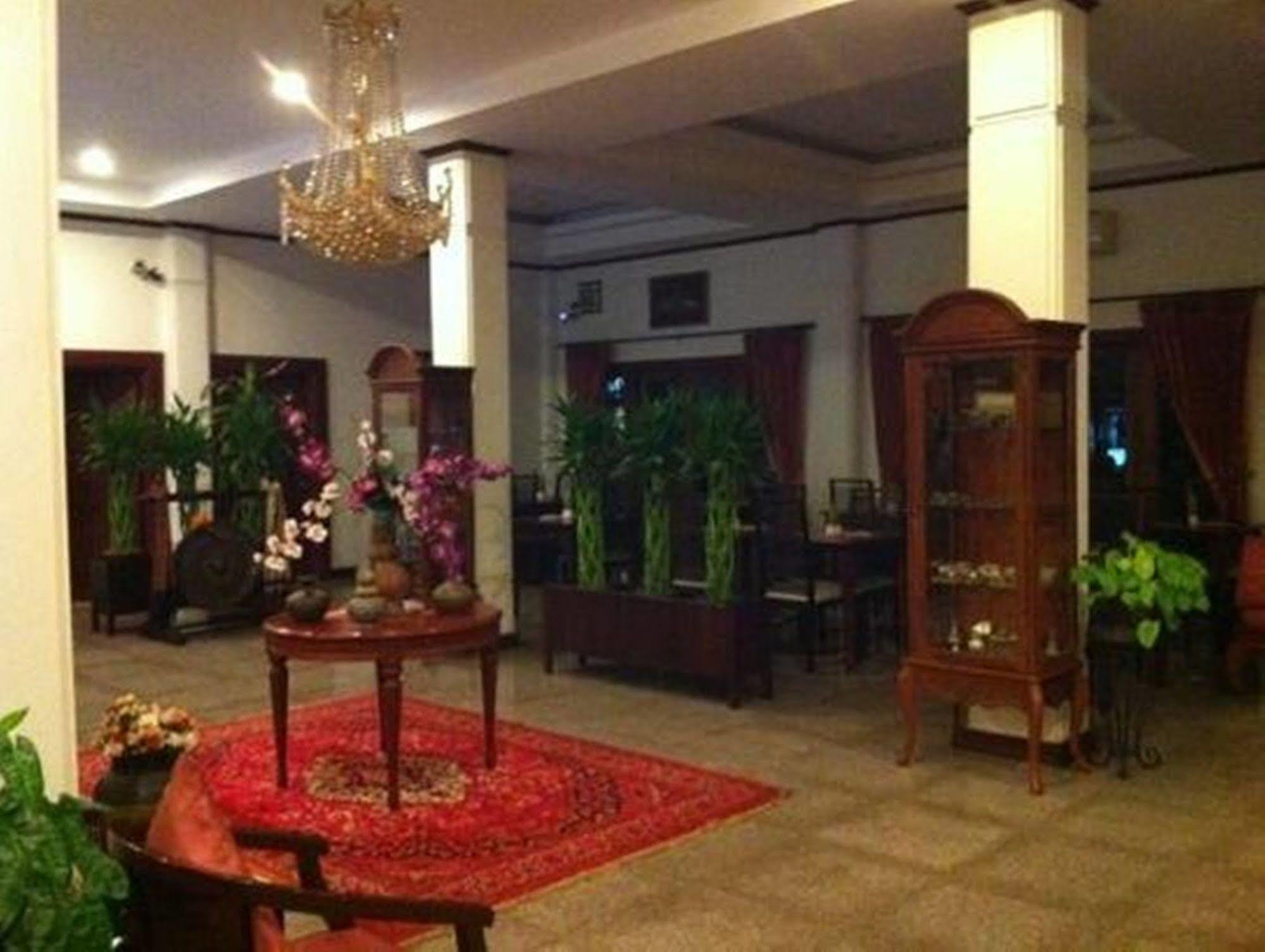Vayakorn Inn Vientiane Dış mekan fotoğraf
