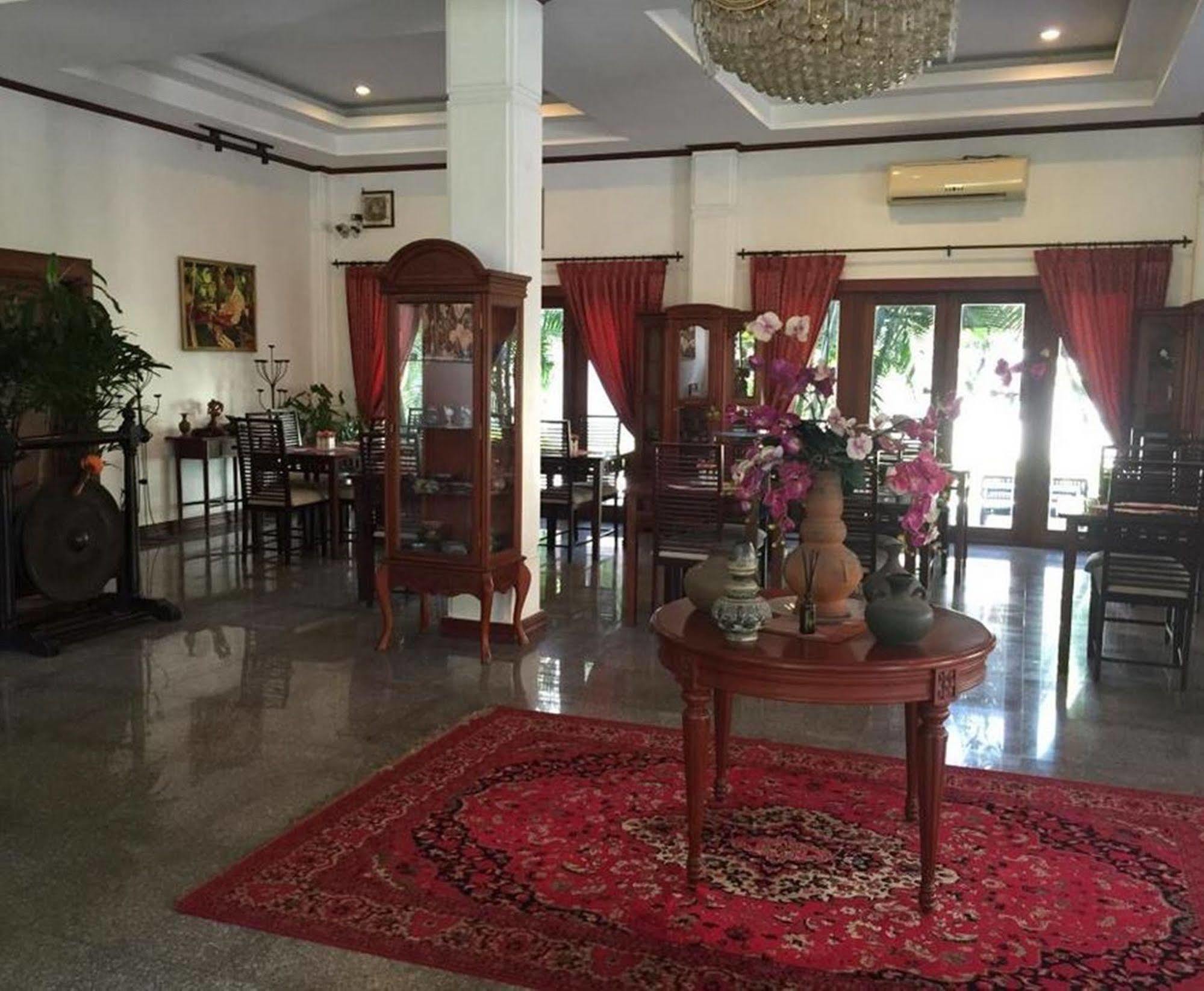 Vayakorn Inn Vientiane Dış mekan fotoğraf