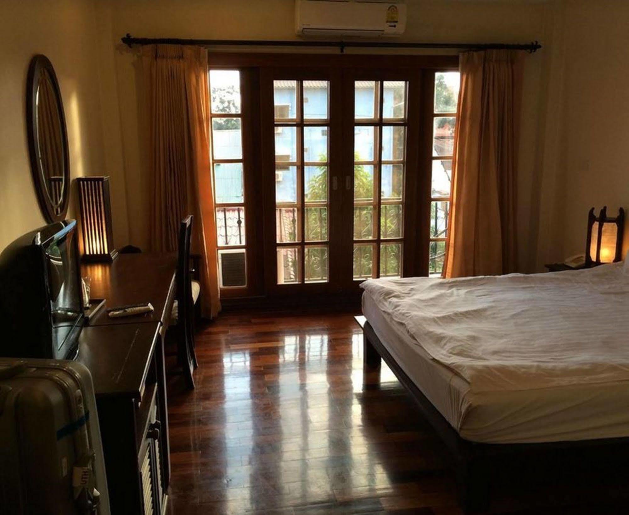 Vayakorn Inn Vientiane Dış mekan fotoğraf